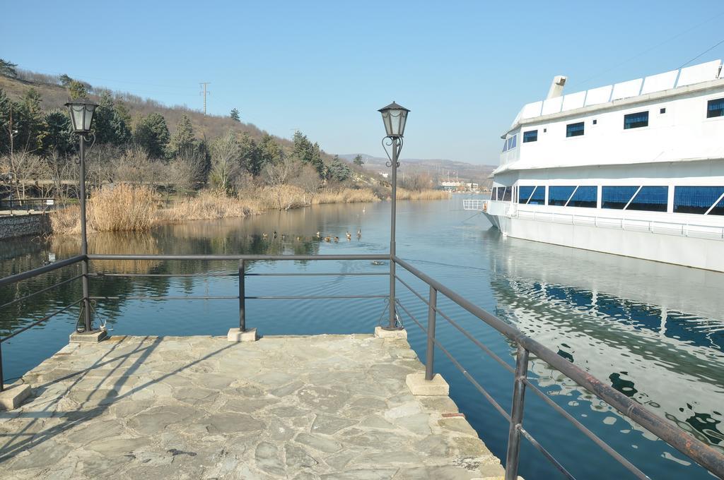 Hotel Brod Panini Veles Dış mekan fotoğraf